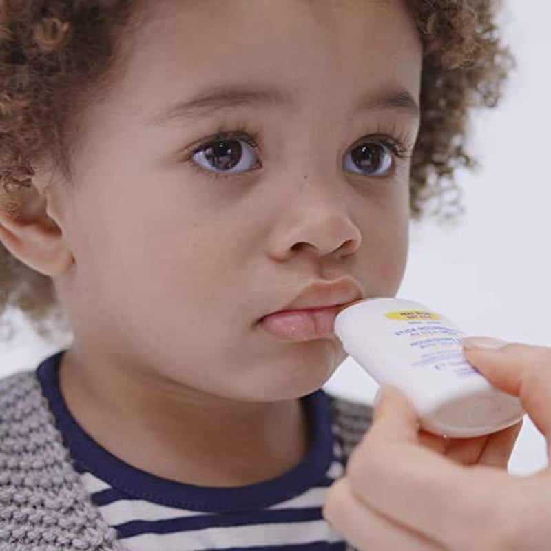 Mustela Baby Nourishing Stick - Lip & Face Moisturizer for Dry Skin - with Natural Avocado, Cold Cream & Beeswax - 0.32 Oz. - Packaging May Vary